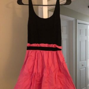 Black and pink short dress